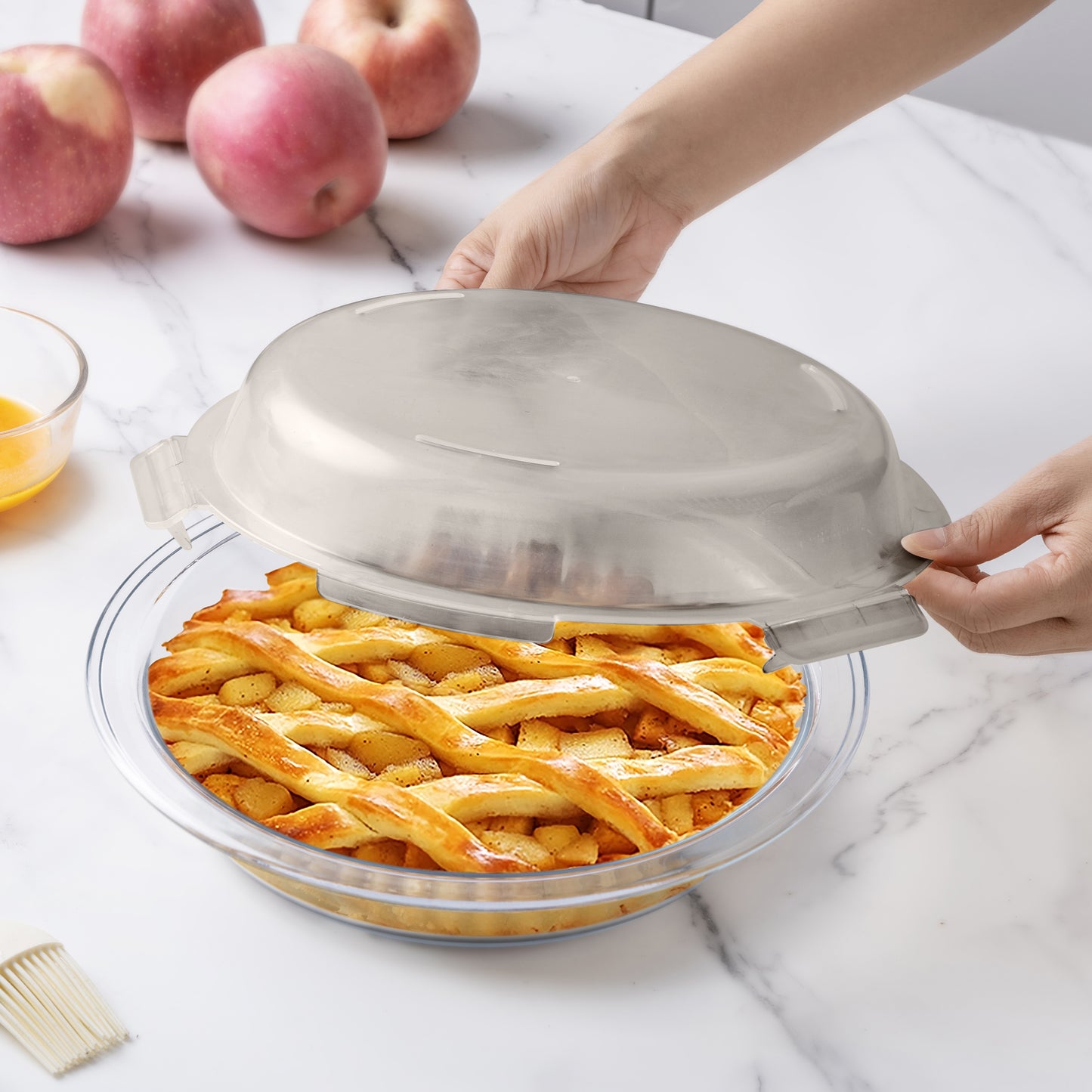 Cook With Color Glass Pie Dish with Lid, 9-Inch, BPA-Free Borosilicate, Microwave & Dishwasher Safe