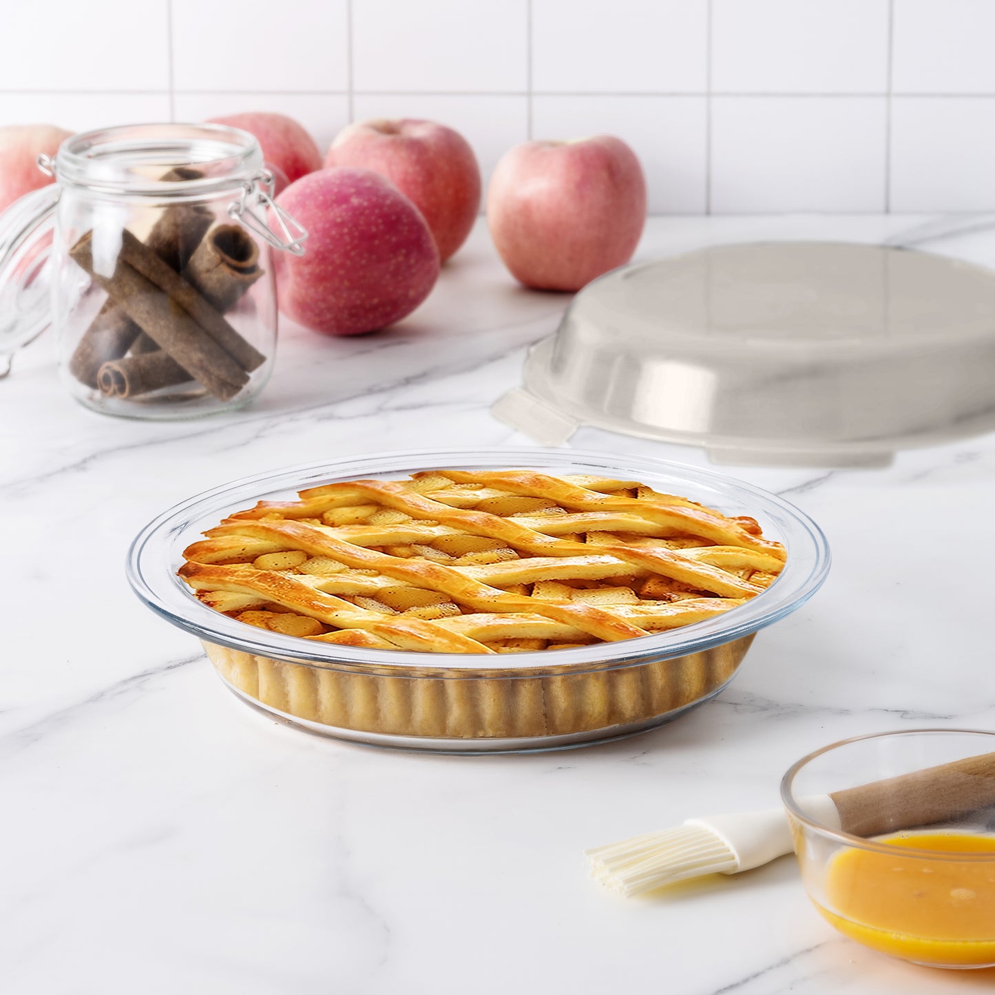 Cook With Color Glass Pie Dish with Lid, 9-Inch, BPA-Free Borosilicate, Microwave & Dishwasher Safe